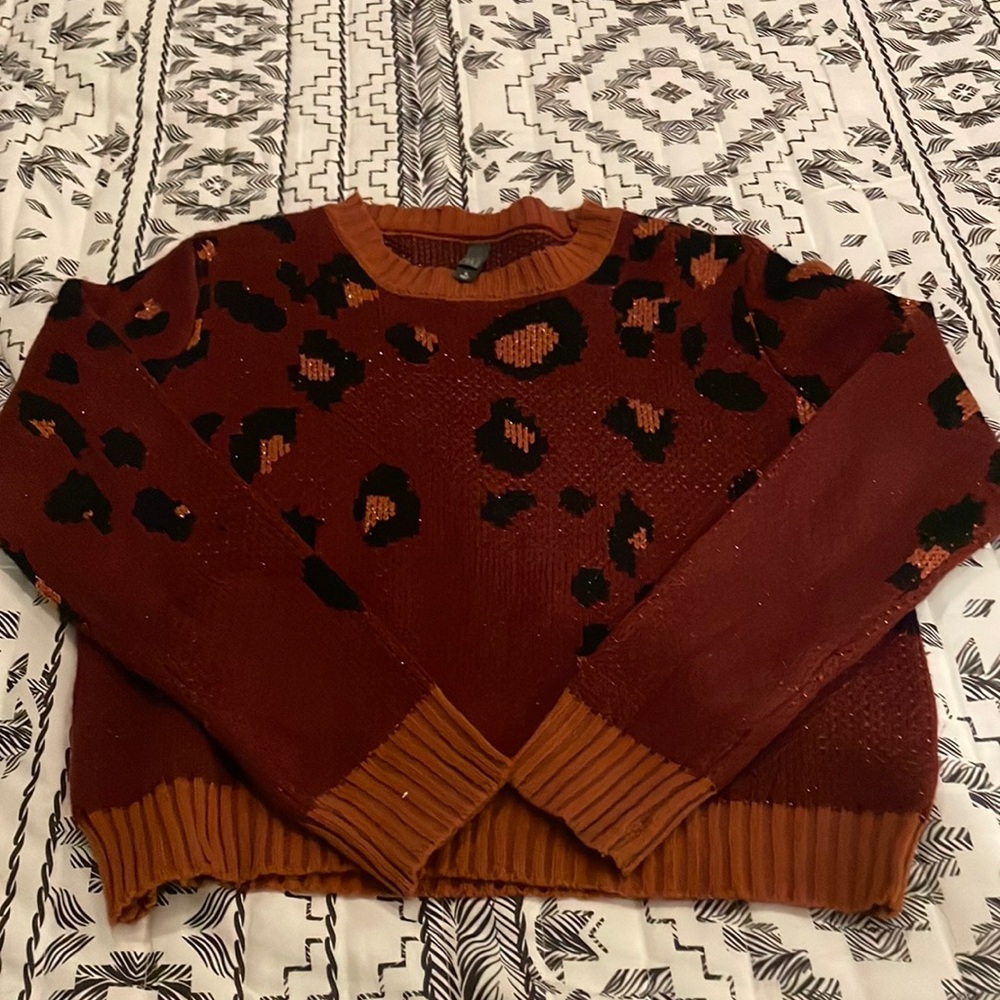 ALYA sweater